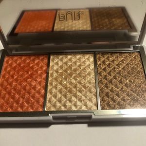 PUR bronze and Brightner ‘Dreamer’